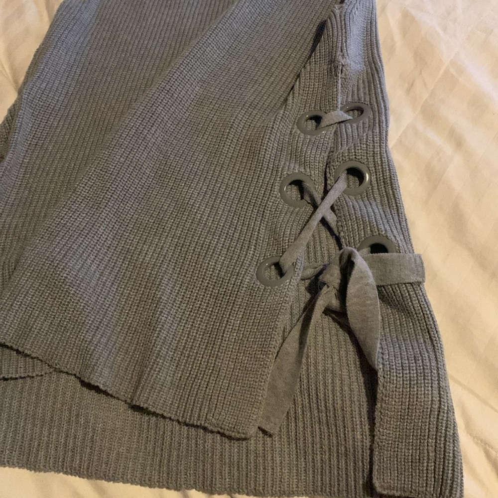 Do + Be Medium sleeveless Lace up sides cotton turtleneck knitted sweater - Picture 3 of 6